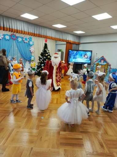 Новый год Новый год.